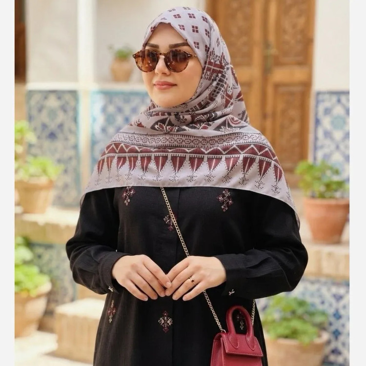 روسری نخ کاستوم طرح سما سایز 140