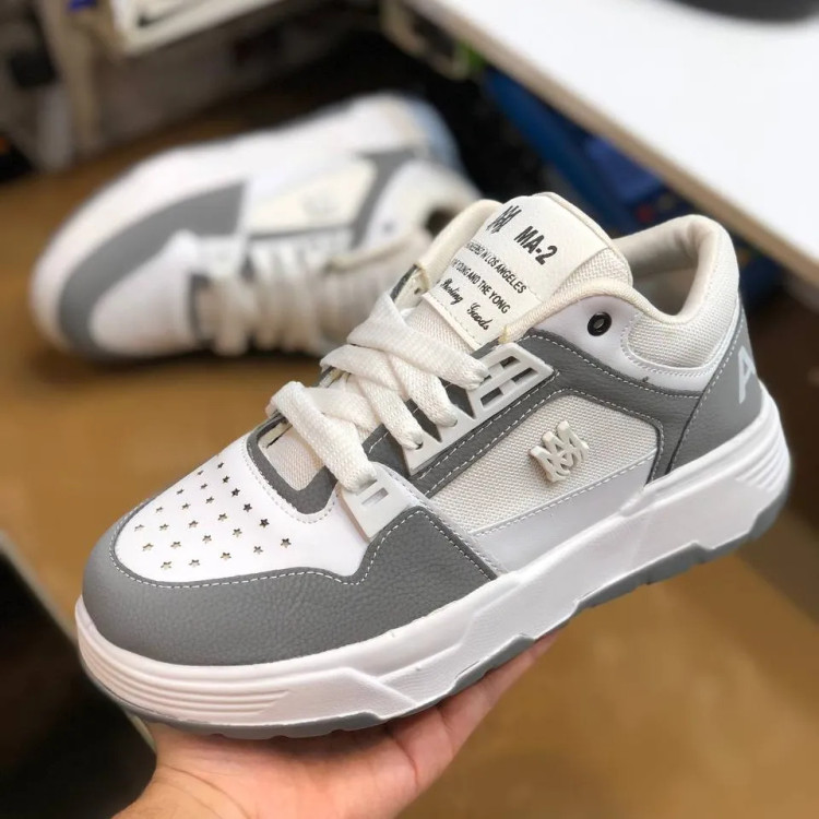 کفش اسپرت لژدار مردانه مدل امیری سفید طوسی